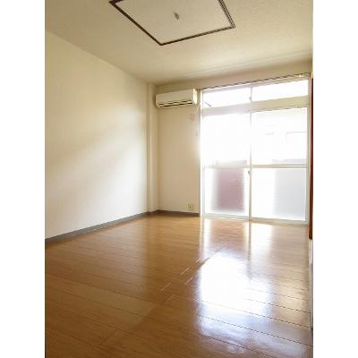 Ｈｅａｒｔ　Ｈｏｕｓｅ 105【管理NO：1-003940501-01050】 ★家具家電は申し込み後に搬入します★ ★2026年09月中旬入居可能★の物件写真2