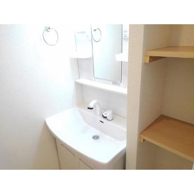 麗（うらら） 204【管理NO：1-021352902-02040】 ★家具家電は申し込み後に搬入します★ ★2026年09月中旬入居可能★の物件写真6