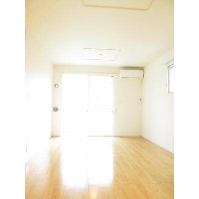 パルムプランドール 101【管理NO：1-021187901-01010】 ★家具家電は申し込み後に搬入します★ ★2026年10月中旬入居可能★の物件写真2