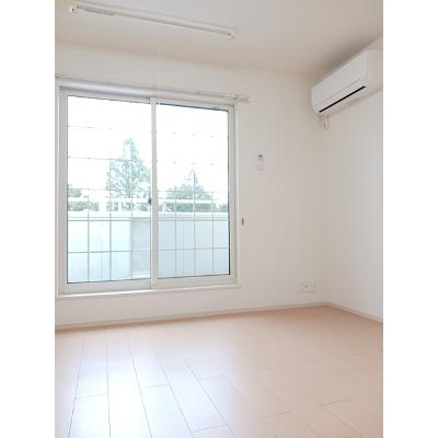 パルコ開成 203【管理NO：1-016941101-02030】 ★家具家電は申し込み後に搬入します★の物件写真2