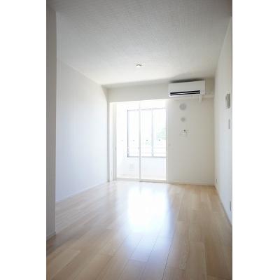 フィオリーレⅩ 102【管理NO：1-026136601-01020】 ★家具家電は申し込み後に搬入します★ ★2026年10月中旬入居可能★の物件写真2