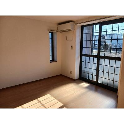 メルベーユ参番館 103【管理NO：1-009574703-01030】 ★家具家電は申し込み後に搬入します★の物件写真2