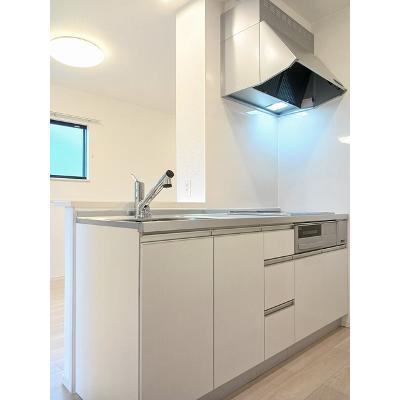 カミーノ　アムレト　Ⅲ 203【管理NO：1-027978203-02030】 ★家具家電は申し込み後に搬入します★の物件写真3