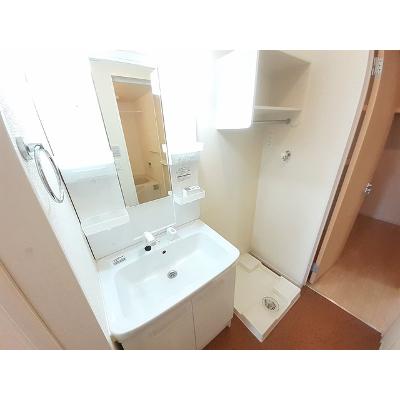 apartment 茨城県稲敷郡阿見町大字阿見稲荷向４２５０－４ 

↓地図はこちらから