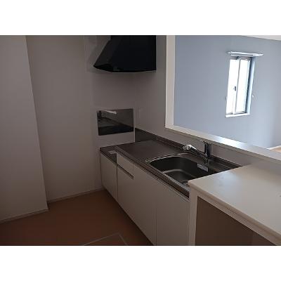 サニー　セイバリ　Ⅳ 103【管理NO：1-019654602-01030】 ★家具家電は申し込み後に搬入します★の物件写真3