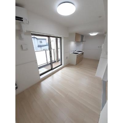 フォンテ　クレラ 215【管理NO：1-026402001-02150】 ★家具家電は申し込み後に搬入します 2026年09月中旬入居可能の物件写真2