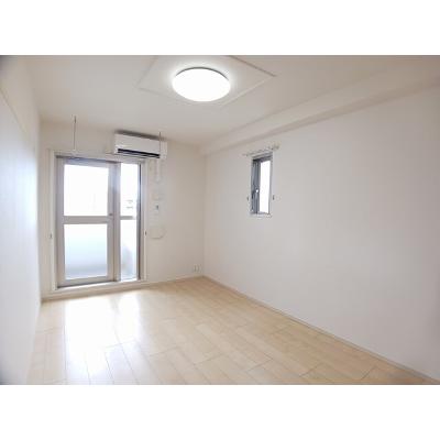 Ｌａ　Ｐｌａｇｅ　Ｓｈｏｎａｎ 1004【管理NO：1-020917501-10040】 ★家具家電は申し込み後に搬入します★の物件写真2