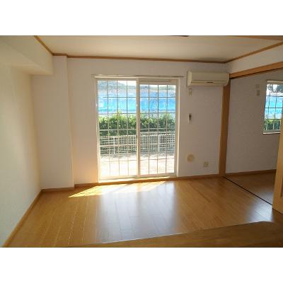 ロイヤル　イースト 103【管理NO：1-011842101-01030】 ★家具家電は申し込み後に搬入します★ ★2026年09月上旬入居可能★の物件写真2