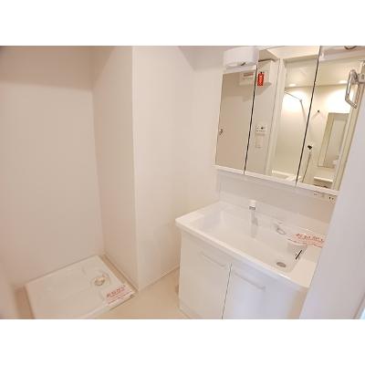 ヌーヴォー　エ　ベル　Ⅲ 103【管理NO：1-027612703-01030】 ★家具家電は申し込み後に搬入します★の物件写真6