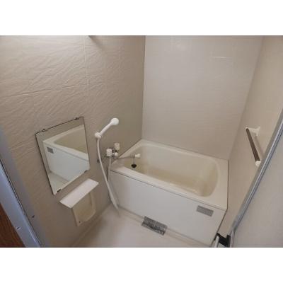 ノースクワイル５ 203【管理NO：1-009335501-02030】 ★家具家電は申し込み後に搬入します★の物件写真4