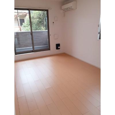 スカイレジデンスⅢ 203【管理NO：1-018710301-02030】 ★家具家電は申し込み後に搬入します★の物件写真2