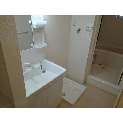 エバーグリーン 103【管理NO：1-021722101-01030】 ★家具家電は申し込み後に搬入します★の物件写真6