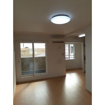 ファイン・ゼファー 202【管理NO：1-019244901-02020】 ★家具家電は申し込み後に搬入します★ ★2026年08月中旬入居可能★の物件写真2