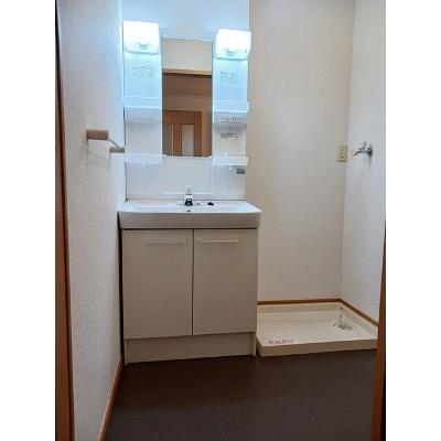 グランプレーヌＡ 102【管理NO：1-014402201-01020】 ★家具家電は申し込み後に搬入します★の物件写真6