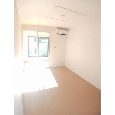 ヴィラ・モンセラート 103【管理NO：1-020771501-01030】 ★家具家電は申し込み後に搬入します 2026年08月中旬入居可能の物件写真2