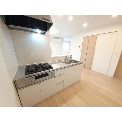 カルム　シャーンス 203【管理NO：1-027157901-02030】 ★家具家電は申し込み後に搬入します★ ★2026年11月中旬入居可能★の物件写真3