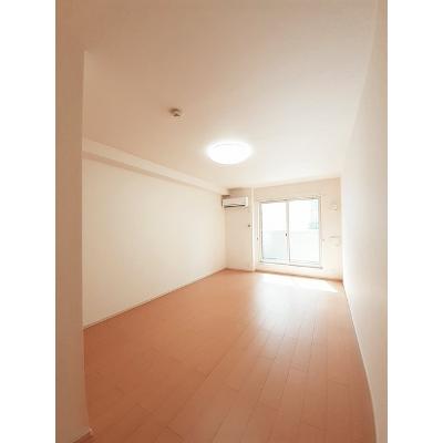 フルール　宇賀德 205【管理NO：1-020205201-02040】 ★家具家電は申し込み後に搬入します 2026年09月中旬入居可能の物件写真2