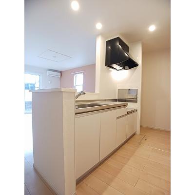 アジュール湊 105【管理NO：1-021725401-01040】 ★家具家電は申し込み後に搬入します★の物件写真3