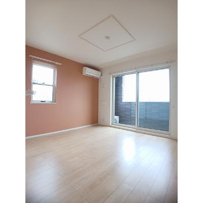 グランデ喜里 105【管理NO：1-022215701-01040】 ★家具家電は申し込み後に搬入します★ ★2026年09月上旬入居可能★の物件写真2
