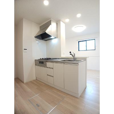 皐Ⅰ 101【管理NO：1-026792601-01010】 ★家具家電は申し込み後に搬入します★の物件写真3