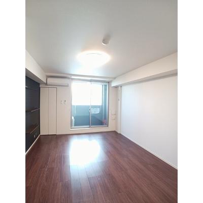 グランソレイユ 302【管理NO：1-024250901-03020】 ★家具家電は申し込み後に搬入します★ ★2026年09月中旬入居可能★の物件写真2