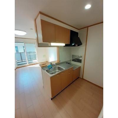 パーク・アヴェニューＢ 202【管理NO：1-011935702-02020】 ★家具家電は申し込み後に搬入します★ ★2026年11月下旬入居可能★の物件写真3