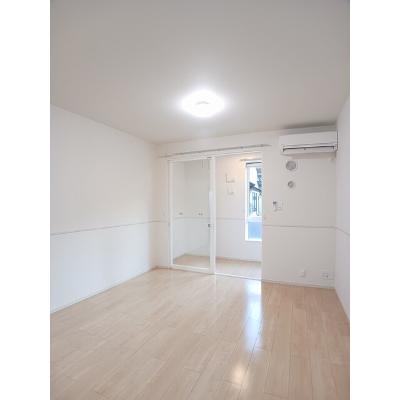 アスリープ　Ⅰ 101【管理NO：1-025175701-01010】 ★家具家電は申し込み後に搬入します★ ★2026年09月上旬入居可能★の物件写真2