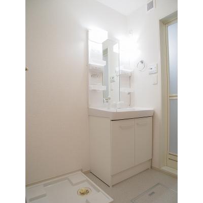 フローリッシュ 204【管理NO：1-018065601-02040】 ★家具家電は申し込み後に搬入します★ ★2026年09月中旬入居可能★の物件写真6