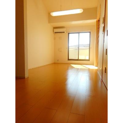 ユニゾン・ベル 204【管理NO：1-017892001-02040】 ★家具家電は申し込み後に搬入します★ ★2026年09月中旬入居可能★の物件写真2