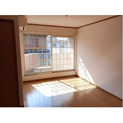プリムロ－ズ 202【管理NO：1-009485601-02020】 ★家具家電は申し込み後に搬入します★の物件写真2