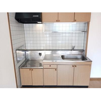 プリムロ－ズ 202【管理NO：1-009485601-02020】 ★家具家電は申し込み後に搬入します★の物件写真3