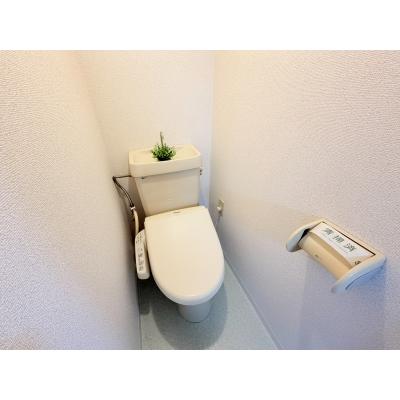 apartment 〒010-0921　秋田県秋田市大町４丁目3-18 大町ビル1F