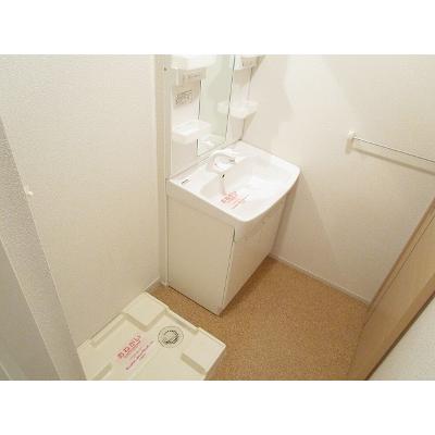 サンフレンズ　Ｃ 101【管理NO：1-018119901-01010】 ★家具家電は申し込み後に搬入します★ ★2026年09月中旬入居可能★の物件写真6