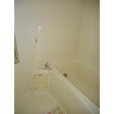 ＢＥＬ　ＦＬＯＲＡ 102【管理NO：1-011210001-01020】 ★家具家電は申し込み後に搬入します★の物件写真4