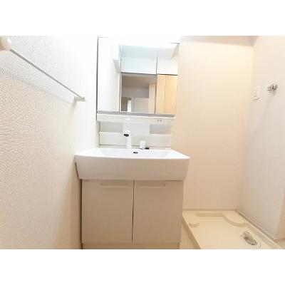 apartment 秋田県能代市中和２丁目３番２１号 

↓地図はこちらから
