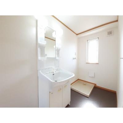 エルブスガーデンⅡ 201【管理NO：1-011890101-02010】 ★家具家電は申し込み後に搬入します★ ★2026年09月中旬入居可能★の物件写真6