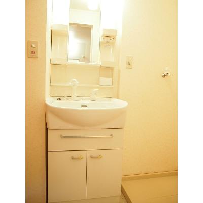 apartment 山形県南陽市爼柳１０９９番地の１ 

↓地図はこちらから