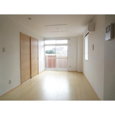 ニューシティテラカド 105【管理NO：1-003801001-01050】 ★家具家電は申し込み後に搬入します★ ★2026年09月下旬入居可能★の物件写真2
