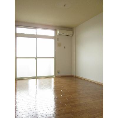 メゾンヒルズⅠ 203【管理NO：1-004736201-02030】 ★家具家電は申し込み後に搬入します★ ★2026年09月中旬入居可能★の物件写真2