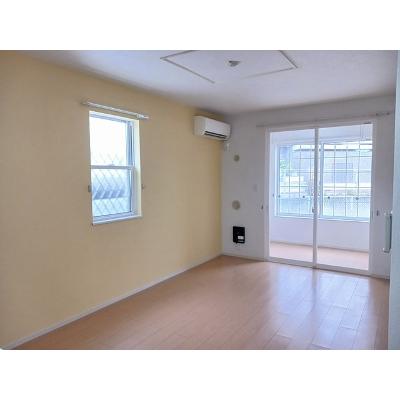 グレイスハナ　Ⅰ 102【管理NO：1-018634301-01020】 ★家具家電は申し込み後に搬入します★の物件写真2