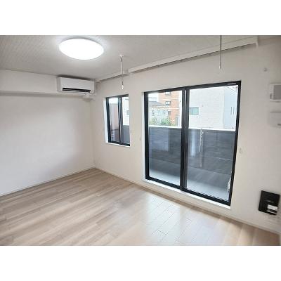 Ａｘｉｓ２６ 205【管理NO：1-028723001-02050】 ★家具家電は申し込み後に搬入します★ ★2026年09月下旬入居可能★の物件写真2