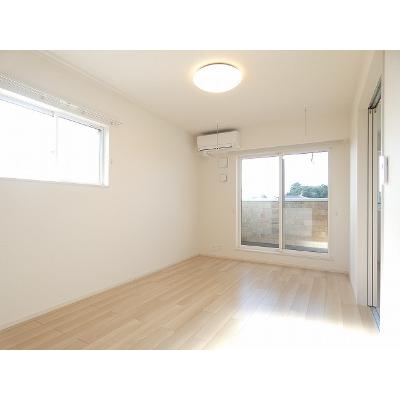 ヴァン　ヴェール　Ⅱ 201【管理NO：1-025701102-02010】 ★家具家電は申し込み後に搬入します★ ★2026年08月下旬入居可能★の物件写真2