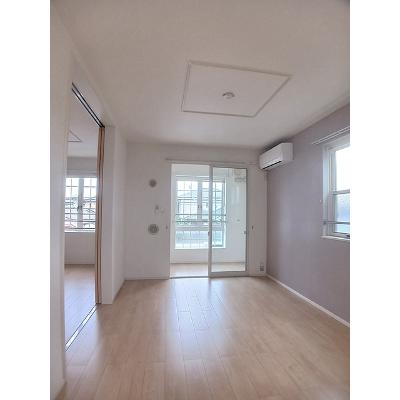 エターナル・シャイン 201【管理NO：1-021410701-02010】 ★家具家電は申し込み後に搬入します★ ★2026年08月下旬入居可能★の物件写真2