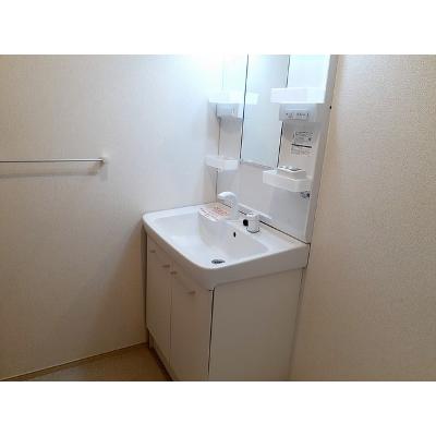 ハミングバード 201【管理NO：1-020877301-02010】 ★家具家電は申し込み後に搬入します★ ★2026年09月中旬入居可能★の物件写真6