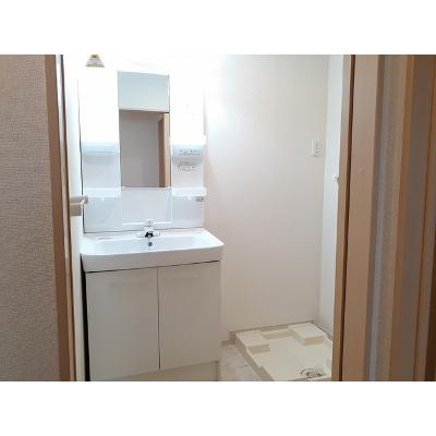アグロス 203【管理NO：1-020607101-02030】 ★家具家電は申し込み後に搬入します 2026年09月中旬入居可能の物件写真6