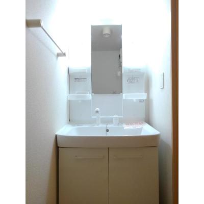 apartment 石川県河北郡津幡町字中橋イ６１番地１ 

↓地図はこちらから