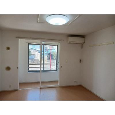コ－ポサンパ－ル 101【管理NO：1-020402901-01010】 ★家具家電は申し込み後に搬入します★ ★2026年09月中旬入居可能★の物件写真2