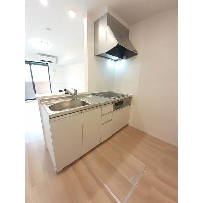 プルミエール　カスミ 103【管理NO：1-027515301-01030】 ★家具家電は申し込み後に搬入します★の物件写真3