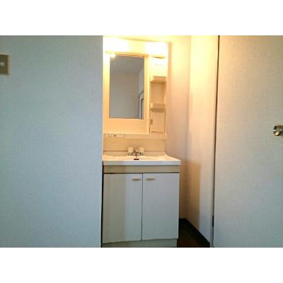 apartment 山梨県中央市成島１３３４－１ 

↓地図はこちらから