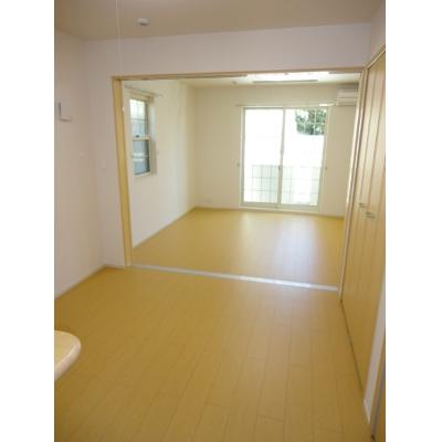 カーサ・プラシード 101【管理NO：1-017574101-01010】 ★家具家電は申し込み後に搬入します★ ★2026年08月中旬入居可能★の物件写真2